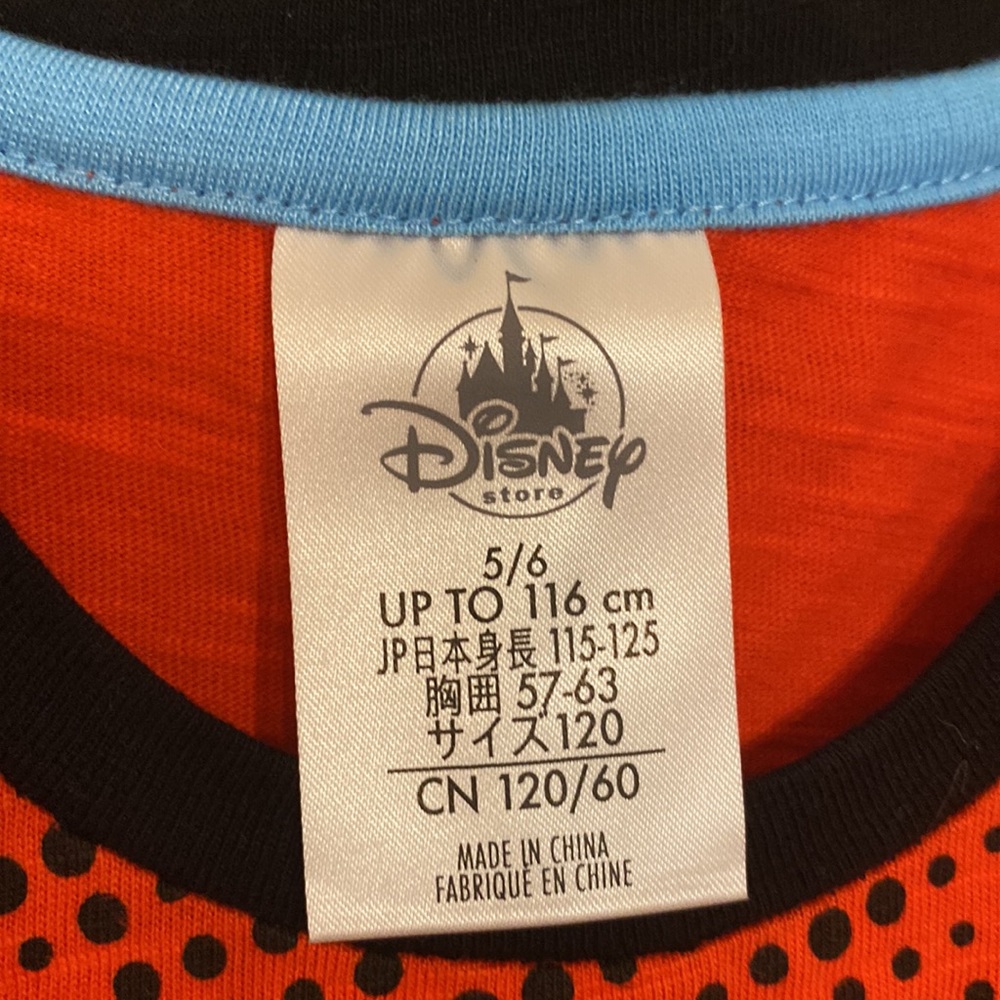 Boys 5/6 Disney Marvel,  Spider man - 2 piece outfit - Picture 3 of 15